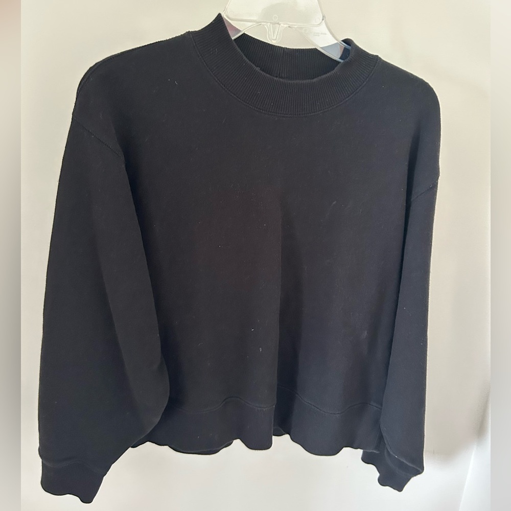 Uniqlo Sweatshirt